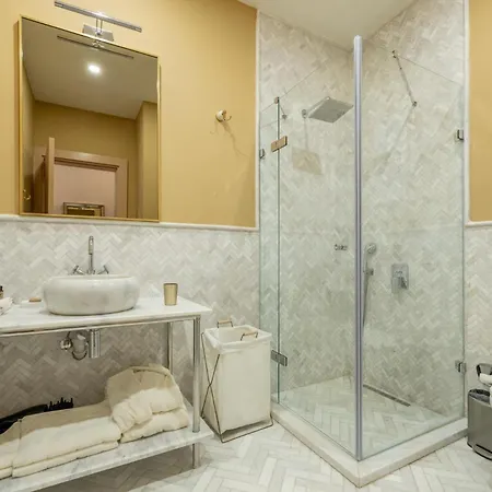 Yonca Anjelika * Göcek