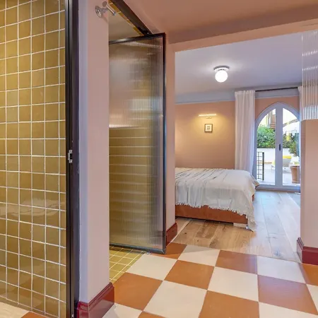 Yonca Anjelika Hotel *