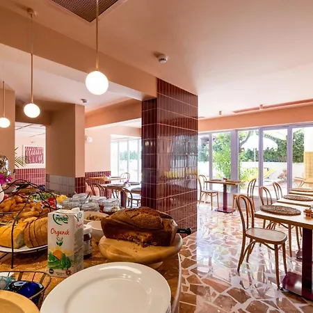 Hotel Yonca Anjelika